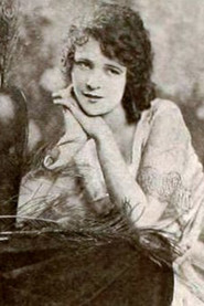 Photo of Beatrice Burnham as Jackie Boone