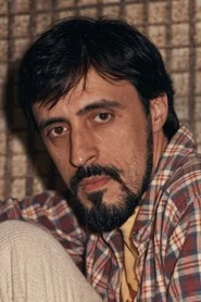 Photo of Ariel Coelho as Dr. Logulo