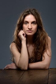 Photo of Daniela Marques as Catarina