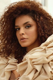 Photo of Kizi Vaz as Márcia