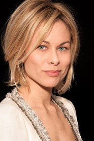 Photo of Caroline Burgues as Seth
