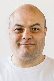 Photo of Yuri Tuci as Omar