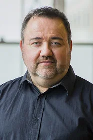 Photo of Pierre-Yves Charbonneau as le serveur