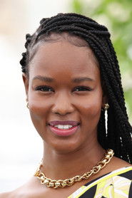 Photo of Siran Riak as Julia