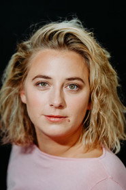 Photo of Alexandra Leonie Kronberger as Karin