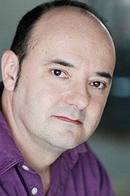 Photo of François Legrand as M. Terrier, le patron d'Arthur