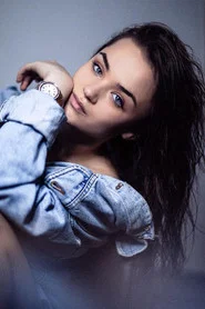 Photo of Kaona Sylejmani as Tina