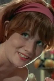 Photo of Dee Lockwood as Juliet