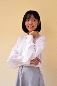 Photo of Thùy Linh as Hạ Vy