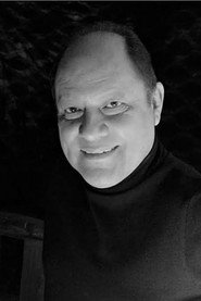 Photo of José Luis Orozco as Don Gaspar (voice)