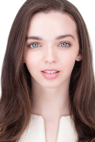 Photo of Allison Winn as Lizbeth
