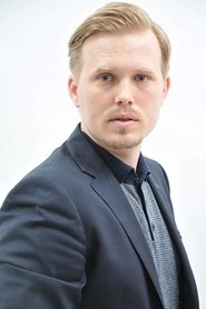 Photo of Joakim Skarli as Posh Party Guest