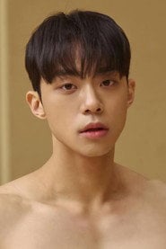 Photo of 감동민 as Lee Dong-min