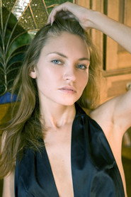 Photo of Nina Majdanova as Kira B. (archive footage)
