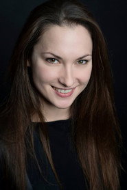 Photo of Anaïs Fernandez as La femme