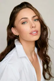 Photo of Isabella Ward as Ava