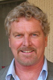 Photo of Cameron Smith as Jim Lowery