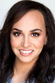 Photo of Aline Elasmar as Muna