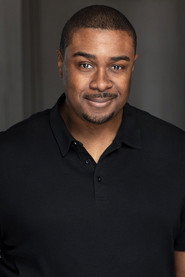 Photo of Kyle Clarington as Hank