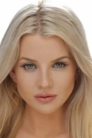 Photo of Baylee Curran as Sabrina