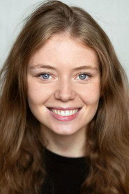 Photo of Manon Schraen as Mélanie