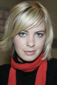 Photo of Jasmin Weber as Alicia