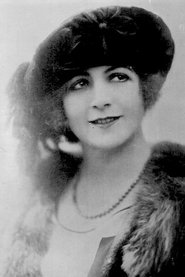 Photo of Suzanne Bianchetti as Marie-Antoinette