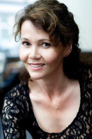 Photo of Nicole Fonberg as Fränzi Moser