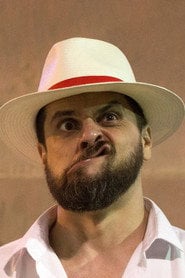 Photo of Angelo Arede as Transeunte patolado