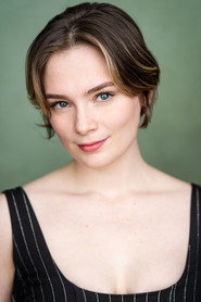 Photo of Elizah Knight as Vanessa
