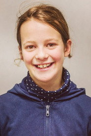 Photo of Luna Paiano as Ari
