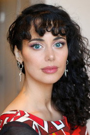 Photo of Georgia Walters as Veronica