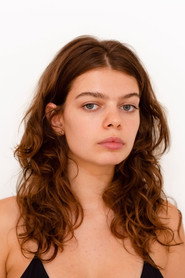 Photo of Catalina Pietra as Mujer