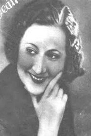 Photo of Josefina Tapias as Tía Remedios