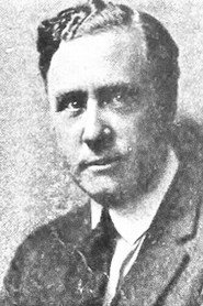 Photo of William Conklin as Fielding Powell