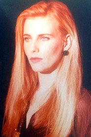 Photo of Melanie Redmond as Self - backing vocals
