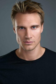 Photo of Martin Oscar as Idrottsläraren