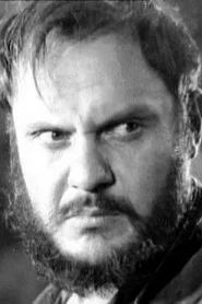 Photo of Mikhail Grodskiy as Gang Leader