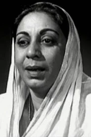 Photo of Mumtaz Begum as Mallika-e-Azam