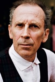 Photo of Iain Gardiner as McCoy
