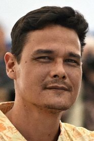 Photo of Matahi Pambrun as Matahi