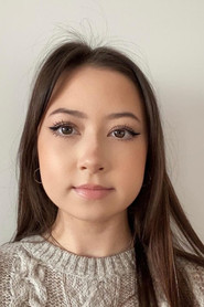 Photo of Hannah Moore as Maddy