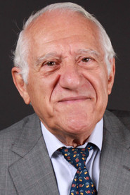 Photo of Luis Siles as Avi Pere