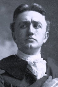 Photo of Wallace Worsley as Sir Charles Broome
