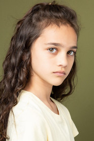 Photo of Tara Mohatta as Meena’s Daughter