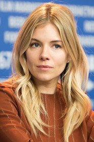 Photo of Sienna Miller as Emma Marlowe