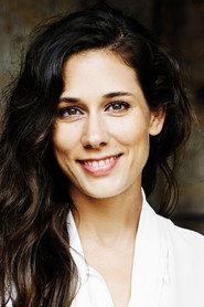 Photo of Florence Matousek as Girlfriend