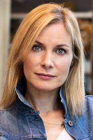 Photo of Pia Sarpei as Julie
