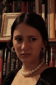 Photo of María Fuentes as La Reina Sofía