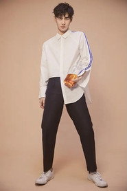 Photo of 高深 as 程依慕